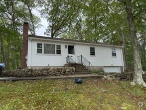 Building Photo - 86 Oakwood Rd