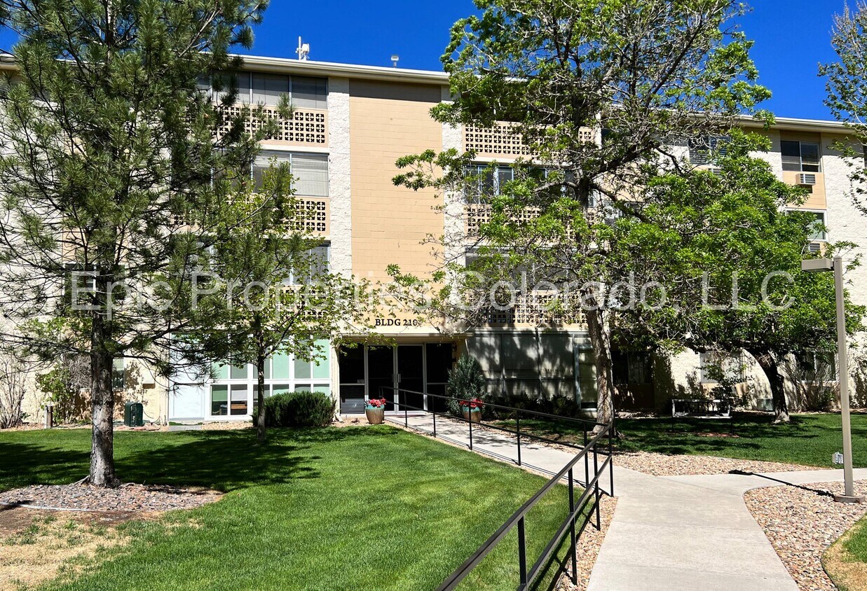 3144 S Wheeling Way, Aurora, CO 80014 Townhome Rentals in Aurora CO