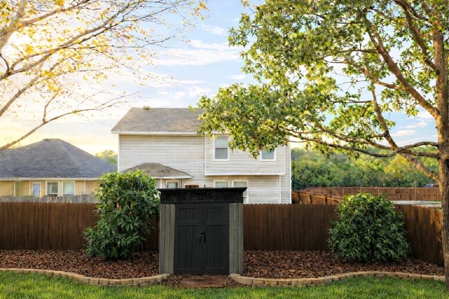 Building Photo - 169 Red Hawk Rdg