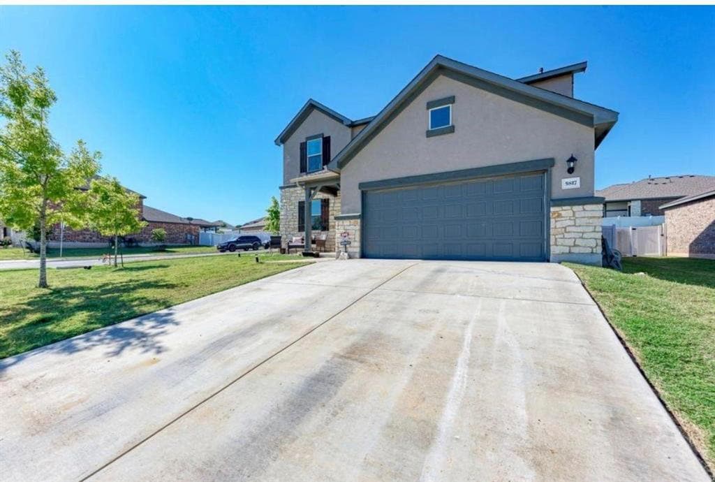 Primary Photo - 5817 Daly Dr
