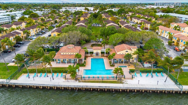 Foto del edificio - 1060 Lake Shore Dr