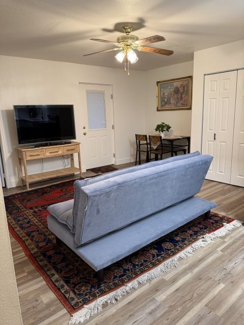 Sala de estar - 658 Hillside Cir