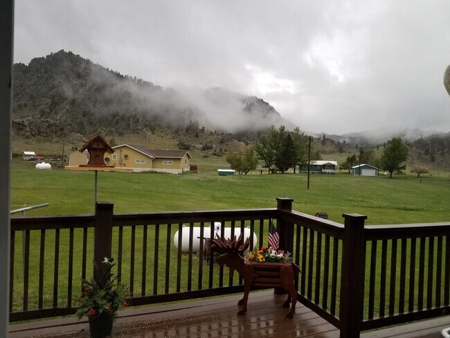 vista desde el vecino - 2 Meadowlark Sq