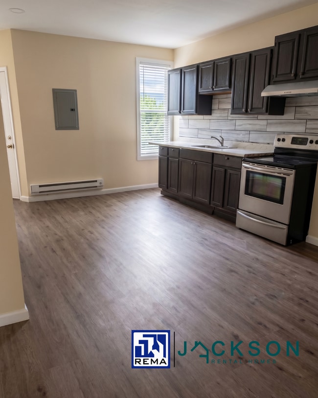 Building Photo - 1537 N 54th St