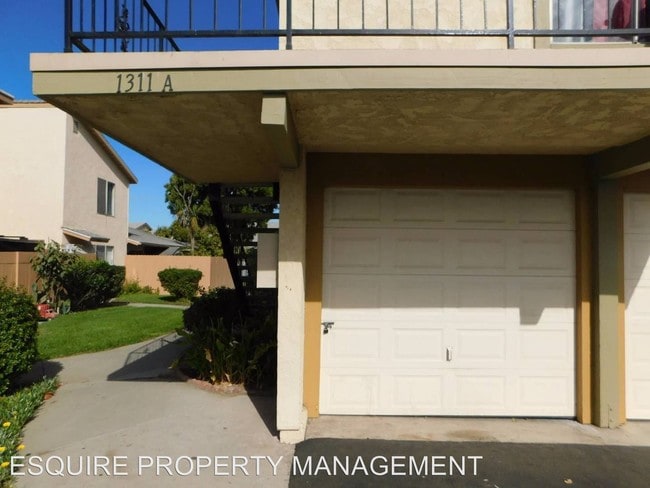 Building Photo - 1311 Casa San Carlos Ln