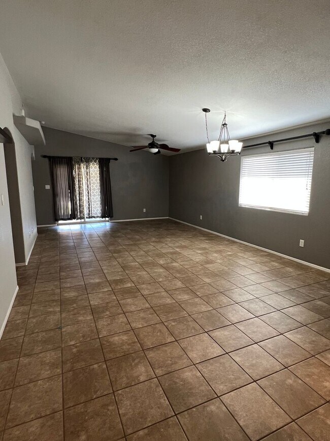 Foto del edificio - 3 BEDROOM HOME IN ARABY CROSSING!