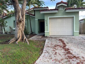 Building Photo - 8556 SW 210th Terrace