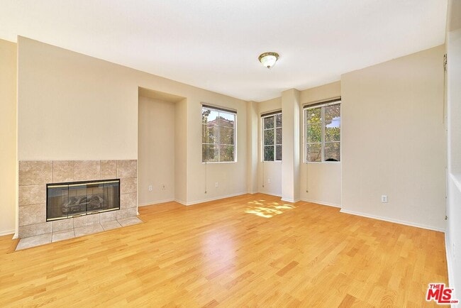 Building Photo - 28058 Dickason Dr