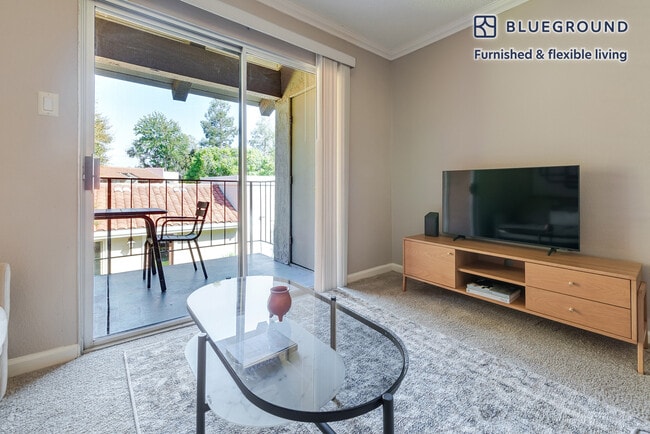 Building Photo - 350 Budd Ave