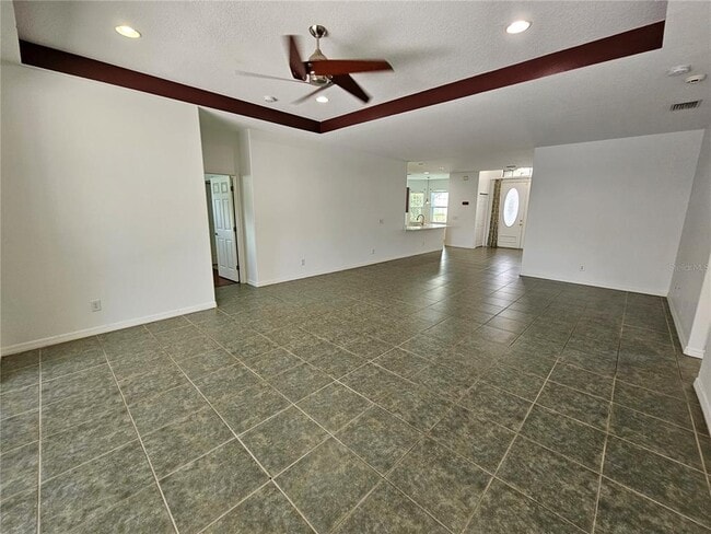 Building Photo - 5220 Echo Ln