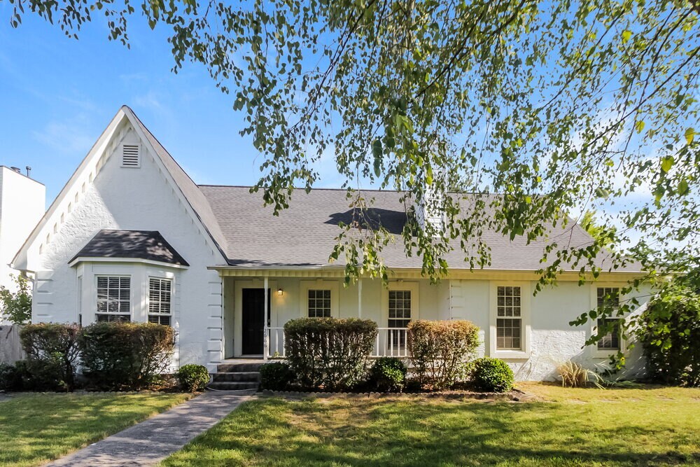 Primary Photo - 2666 Brookwest Ln SW