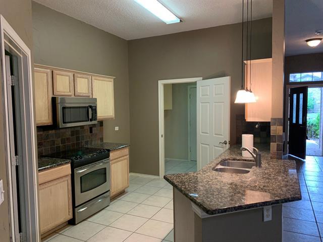 Foto del edificio - 2805 Hawthorne Ln