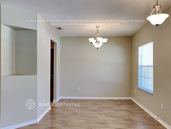 Building Photo - 1169 Brenton Manor Dr