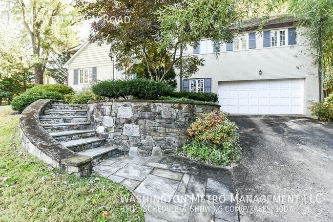 Building Photo - 5205 Wehawken Rd