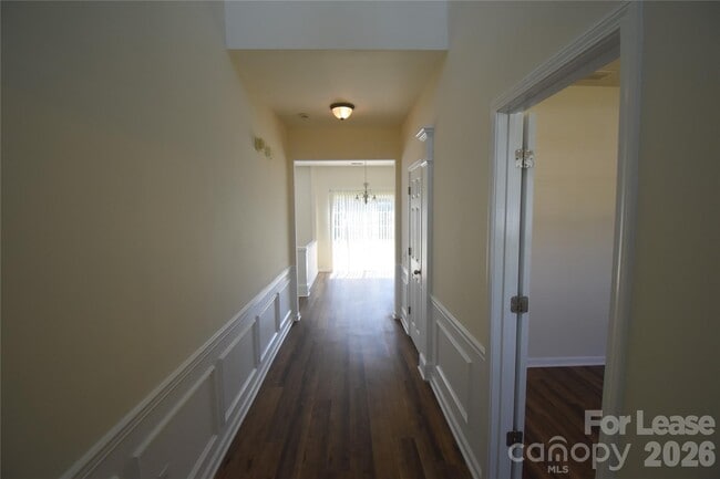 Building Photo - 3017 Azalea Hills Dr