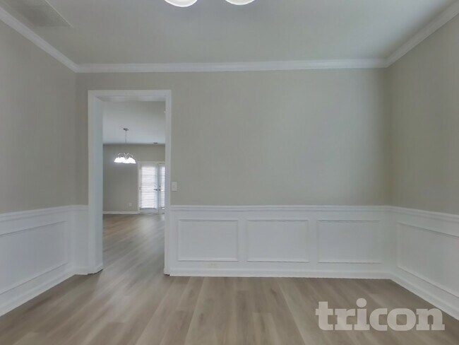 Foto del edificio - 3751 Lanier Dr