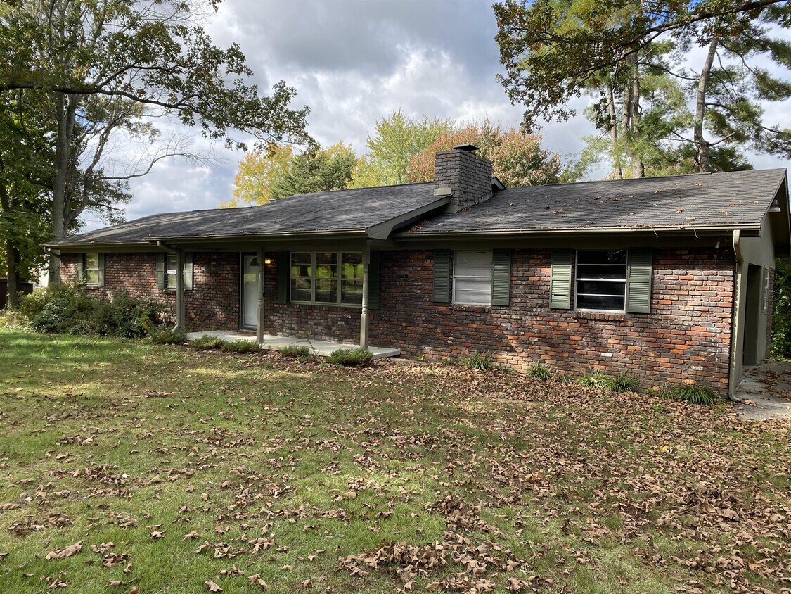 319 Dell Rd, Maryville, TN 37804 House Rental in Maryville, TN