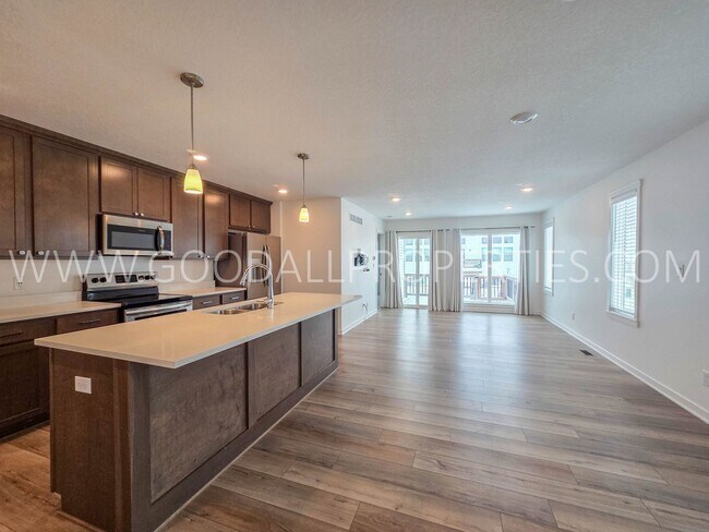 Foto del edificio - Bright & Spacious 1.5-Story 3 Beds, 2.5 Bath Home in Waukee Schools