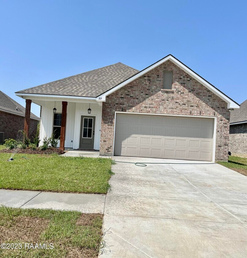 Foto principal - 105 Lightbourne Dr