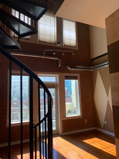 Foto principal - 264 19th St NW