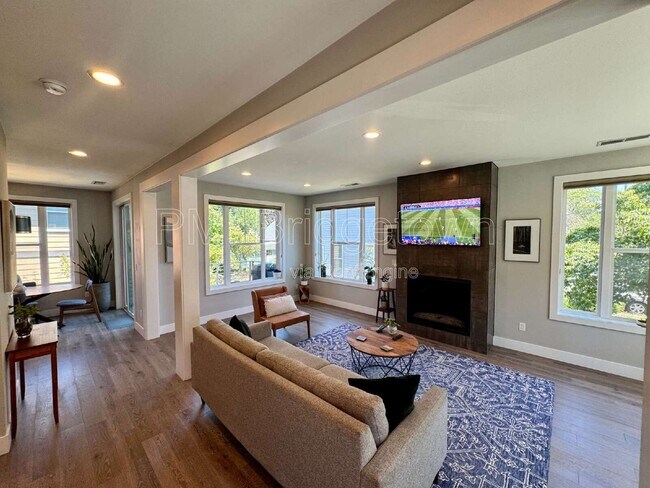 Foto del edificio - 4609 SE Knight St