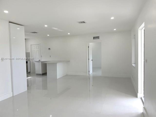 Foto del edificio - 15900 SW 102nd Ave