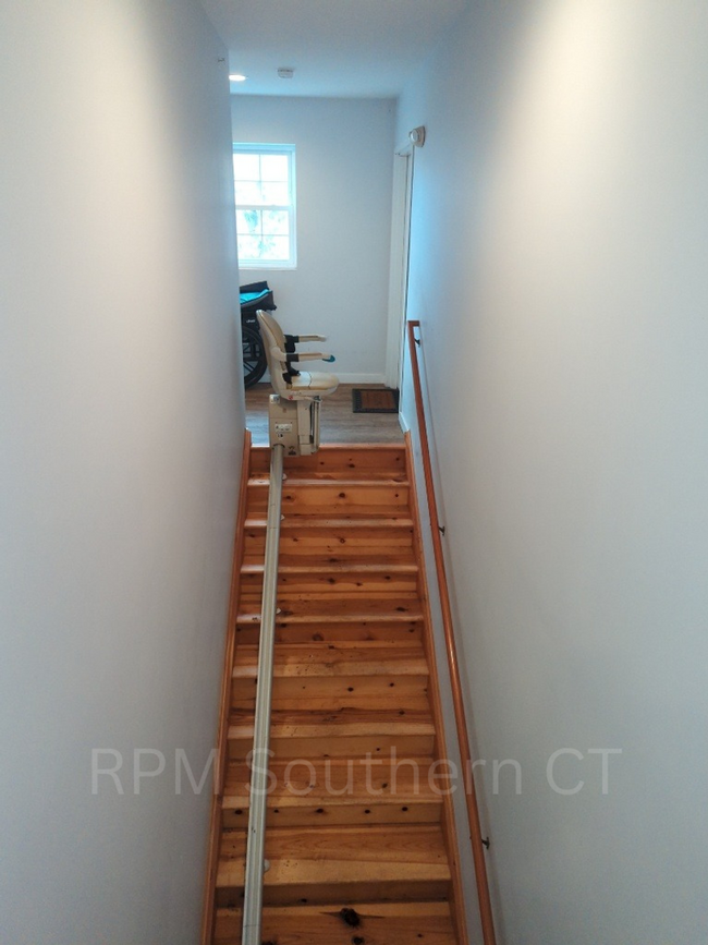 Building Photo - Charming 2-Bedroom, 1-Bathroom Rental Acce...