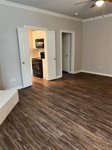 Building Photo - 3012 Spring Valley Dr