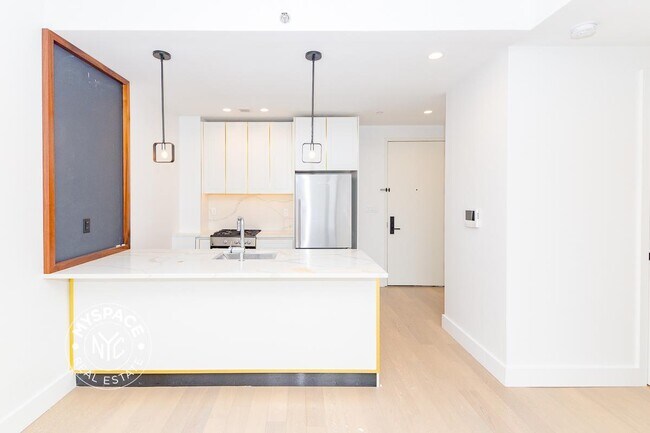 Foto del edificio - 635 4th Ave Ave