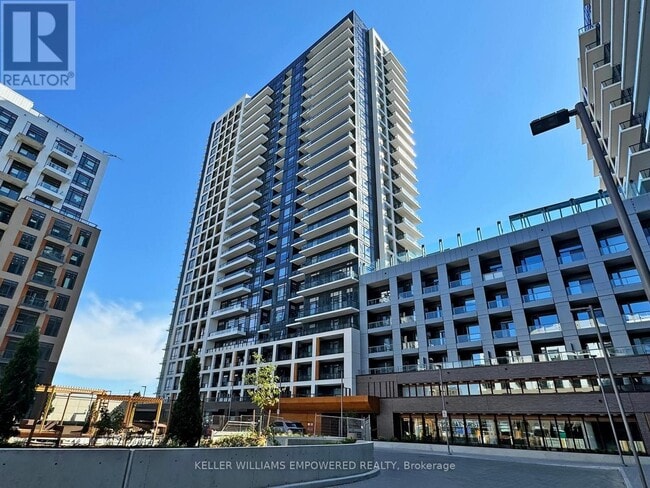 Photo du bâtiment - 7950 Bathurst St