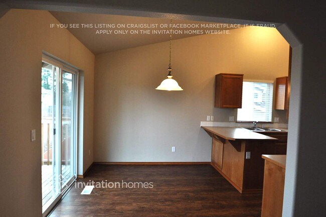 Building Photo - 2225 191st St Ct E