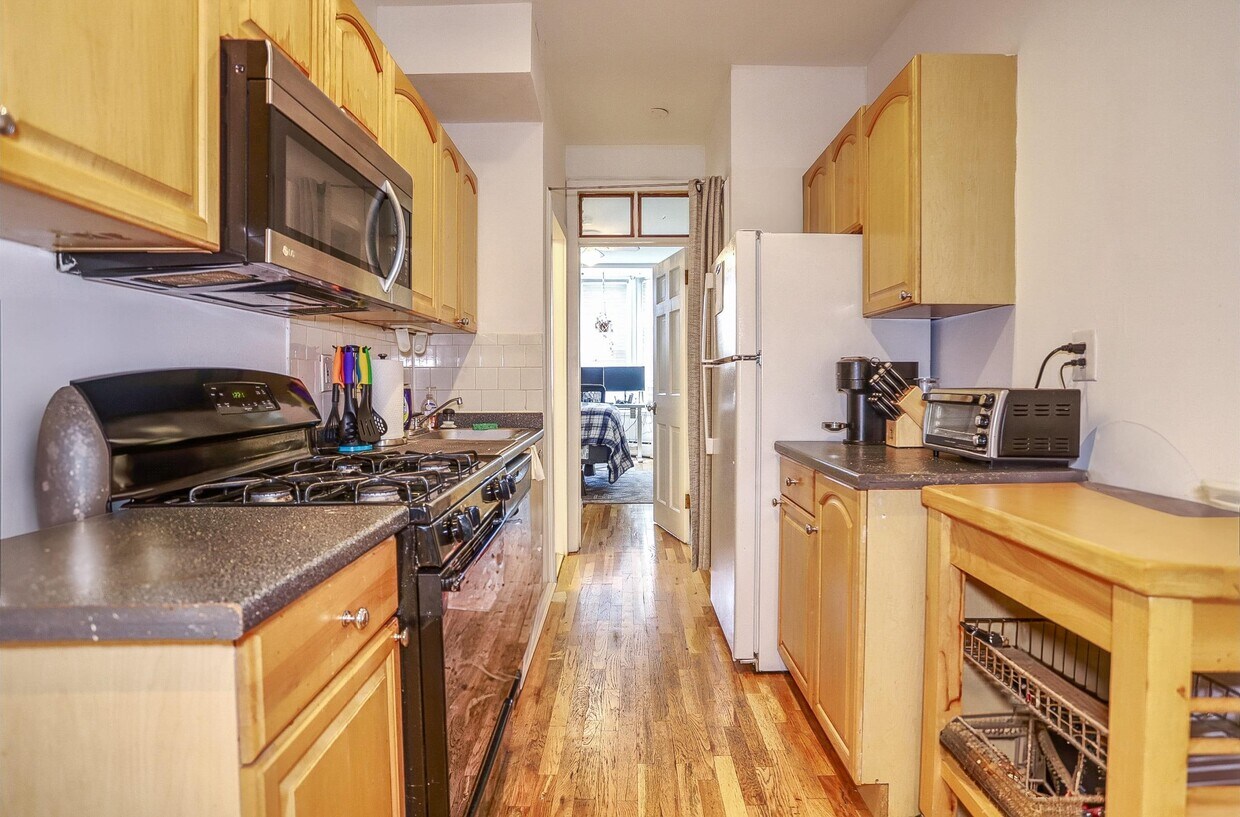 Foto principal - 228 Madison St