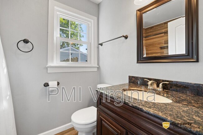 Building Photo - 4865 Norvella Ave