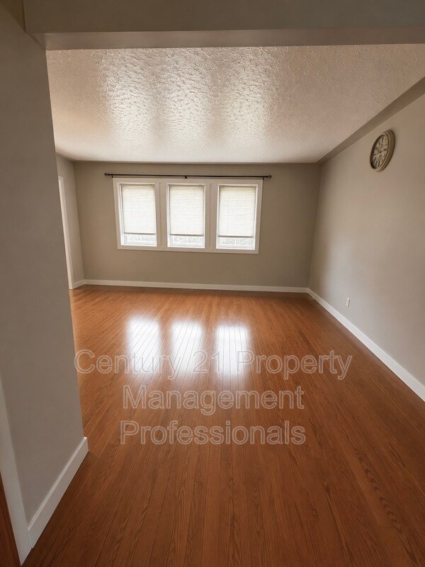 Photo du bâtiment - 9503 Sherridon Dr