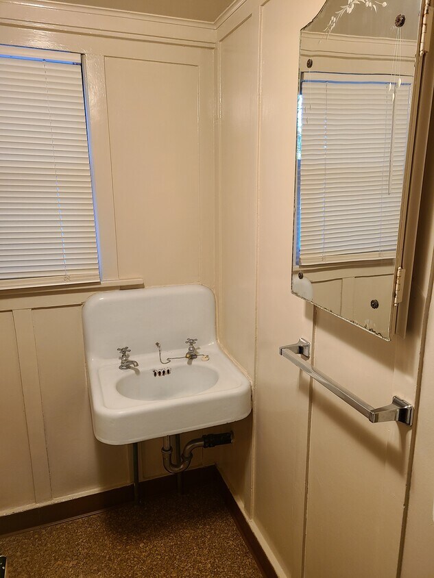 Foto principal - 1489 Pomona Ave