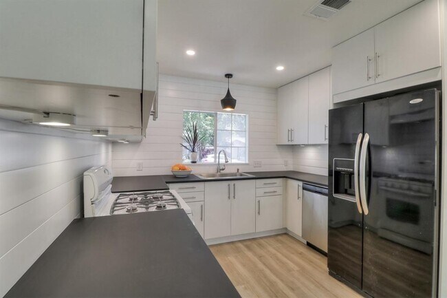 Building Photo - 5706 Hammermill Run