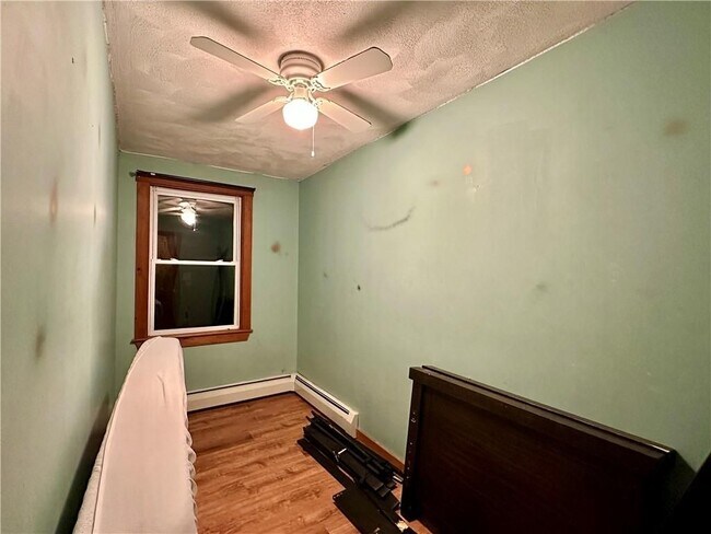 Building Photo - 44 Beatrice Ave