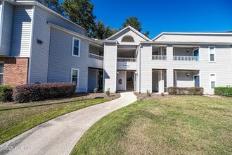 Building Photo - 2597 Thackery Rd