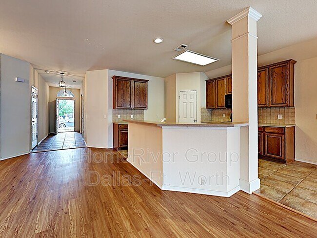 Foto del edificio - 4513 Vista Meadows Dr