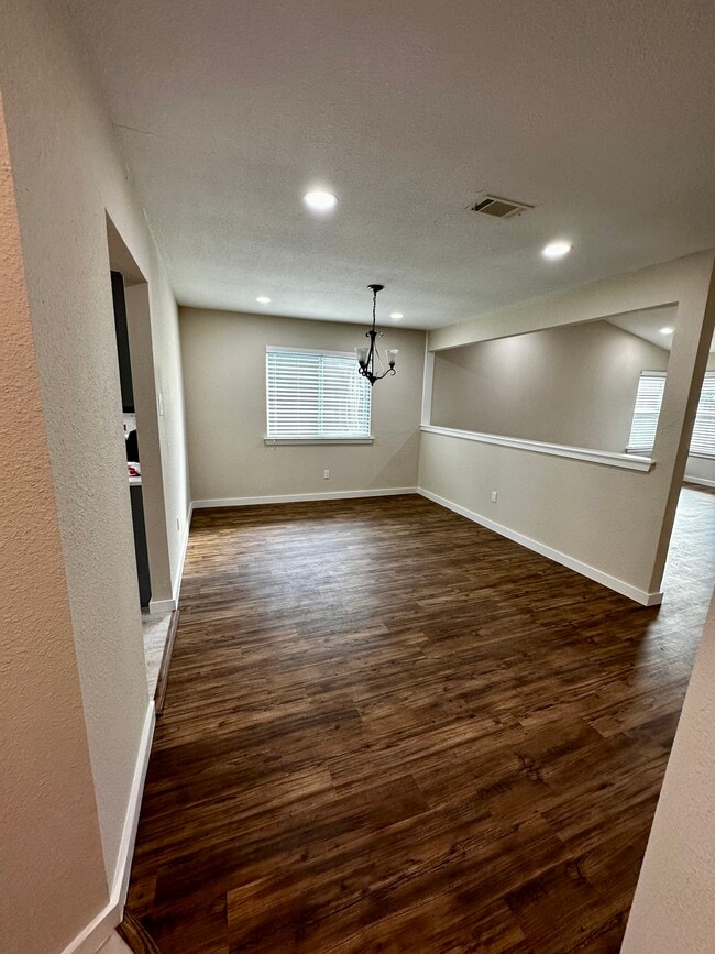 Building Photo - 9812 Willers Way