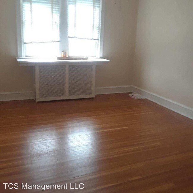 Building Photo - 3 br, 1.5 bath House - 4216 Cottman Ave.