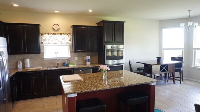 Foto del edificio - 4912 Prewitt Ranch Rd