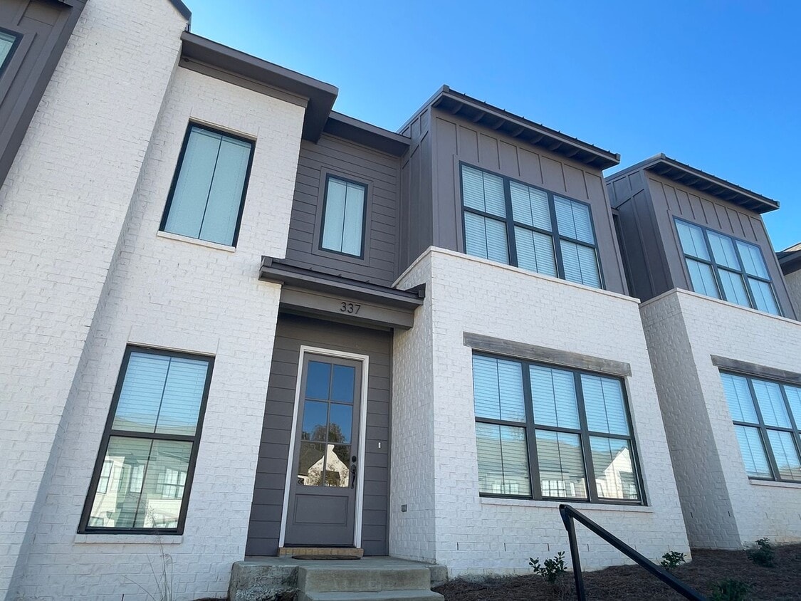 Primary Photo - 3BD/3.5BA FOR RENT IN STILLWATER