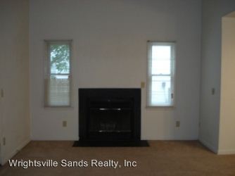 Building Photo - 137 Lullwater Dr