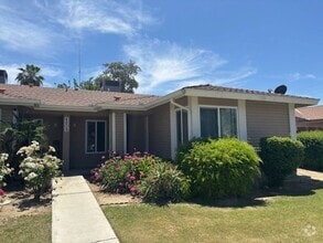 Building Photo - 4809 Treanna Ave