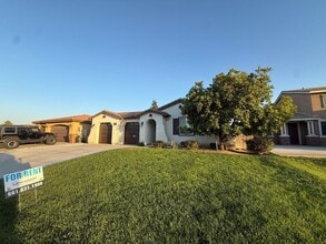 Building Photo - 6009 Moonstone Peak Dr