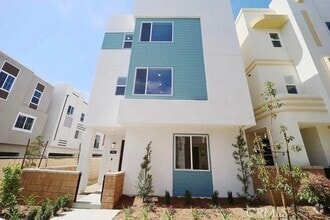 Building Photo - 9569 Hammock Pl