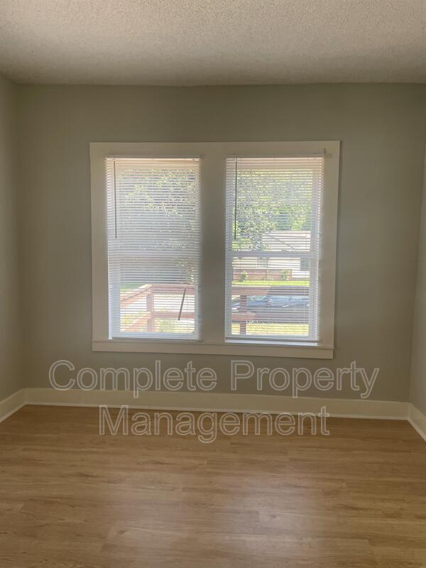 Foto del edificio - 3021 15th St W