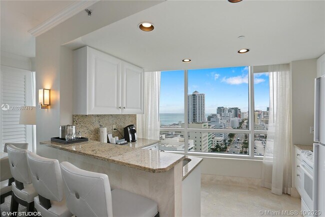Building Photo - 4401 Collins Ave