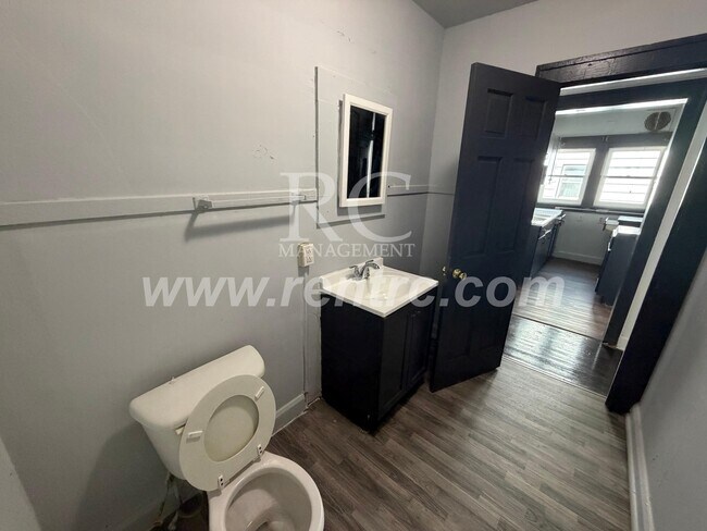 Building Photo - 26 Delaware-